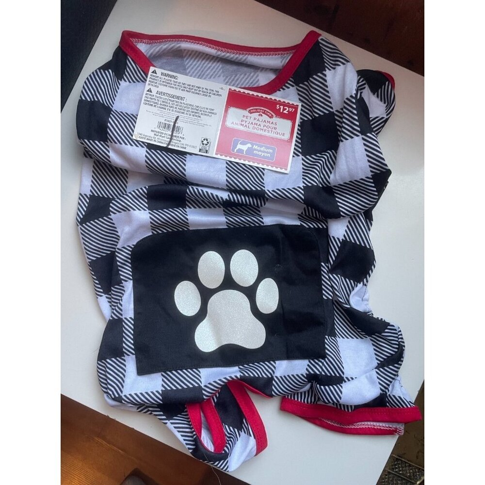 Plaid Paw Print Dog Pajamas – Cozy Fleece Pet Sleepwear for Small Dogs